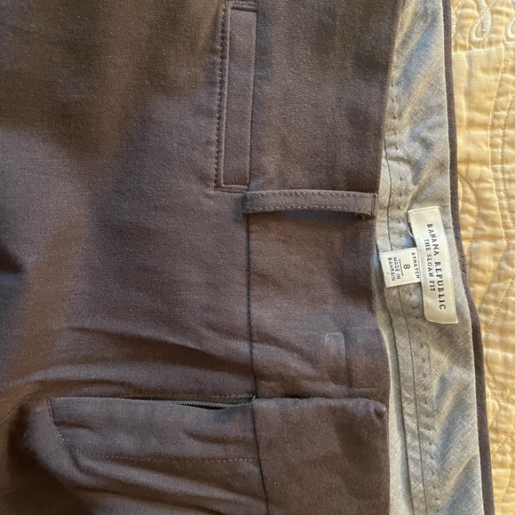 Banana Republic Grey/brown stretchy trousers  sit low in the waist. So Comfy. - Picture 3 of 5